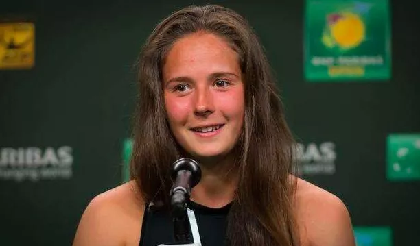 球机会头球 球机会头球