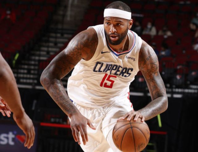 的半决赛首 的半决赛首